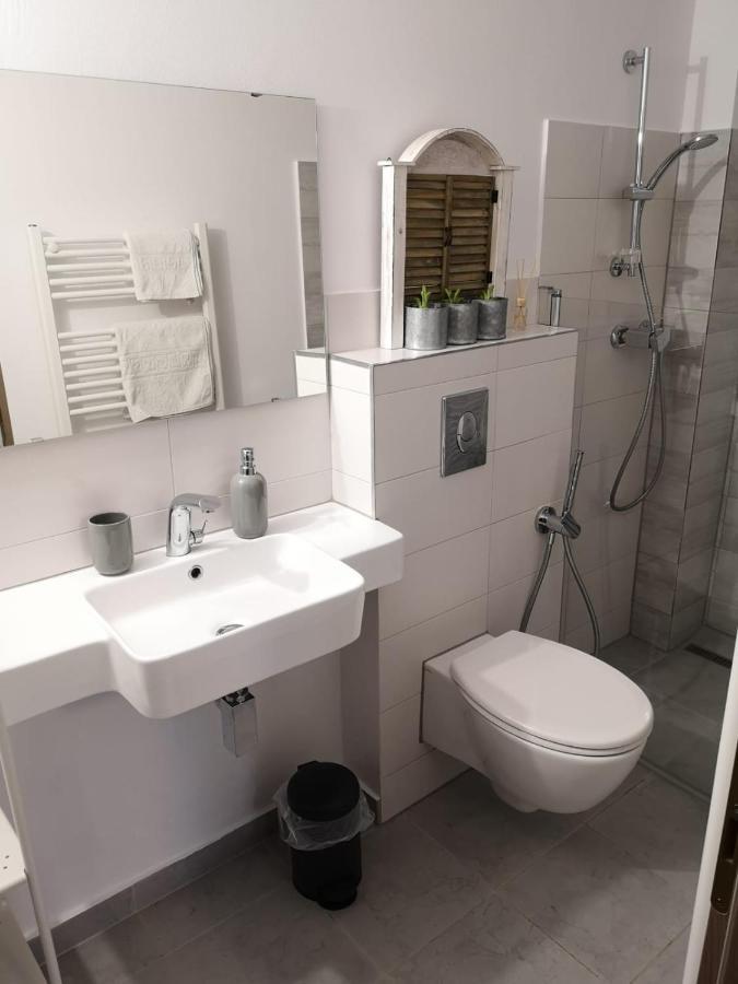 Pif Apart Livada Postei Brasov Ngoại thất bức ảnh