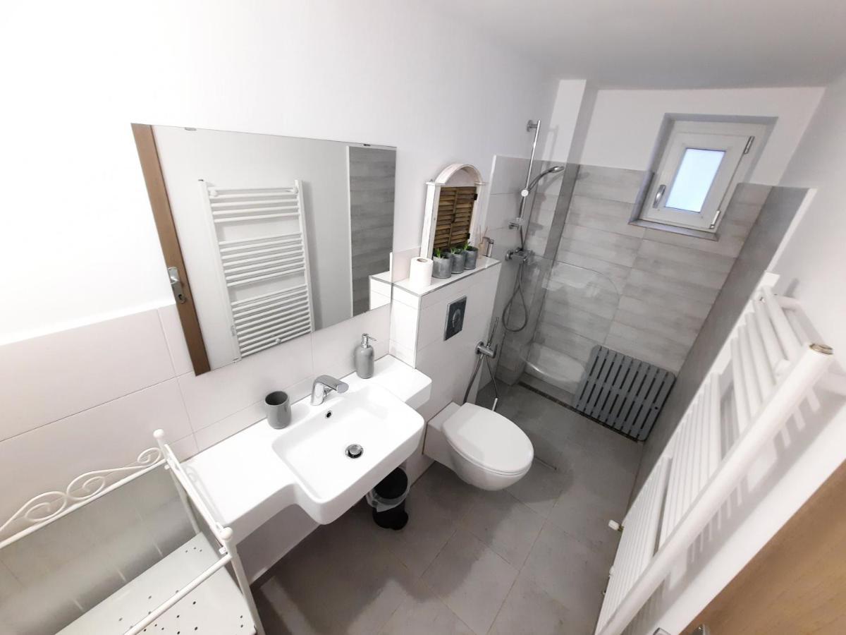 Pif Apart Livada Postei Brasov Ngoại thất bức ảnh